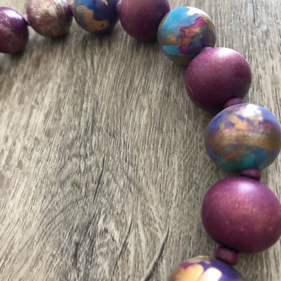 Gorgeous wood hand painted necklace. - Picture 2 of 5